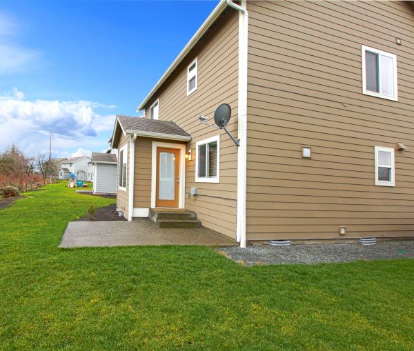 Clapboard Siding Repair in Ballwin